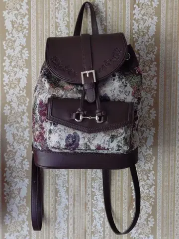 엑시즈팜 럭색 꽃무늬