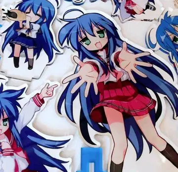 러키스타 아크릴 스탠드 이즈미 코나타