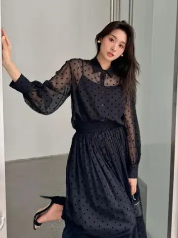 벌스데이 바쉬 블랙 도트 무늬 셋업