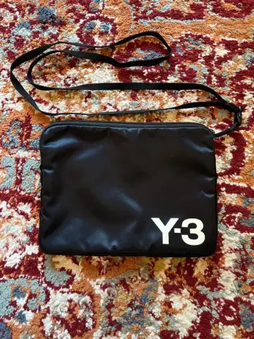 Y-3 바디백 사코슈 파우치