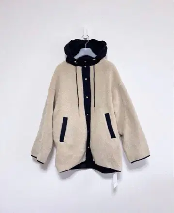 택 포함 새상품 리브 드와 후드 보아 코트