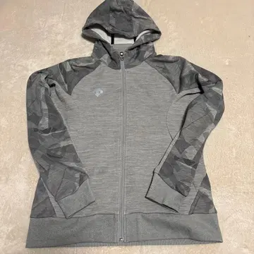 데상트 속기모 후드티 M 그레이