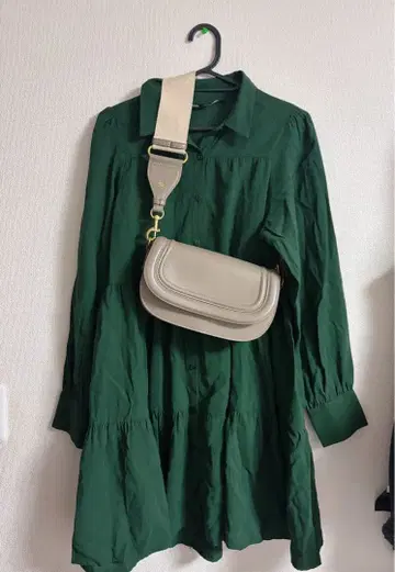 ZARA 티어드 미니 셔츠 원피스 / 티어드 숄더백