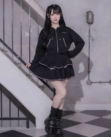 pium 사다리 레이스 프릴 후드티 세트 셋업 블랙 핑크