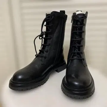 ZARA 숏부츠 블랙 가죽 미사용