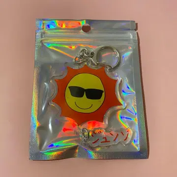 김준 아크릴 키링