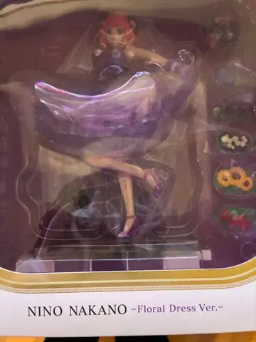 시부야 스크램블 5등분의 신부 나카노 니노 피규어