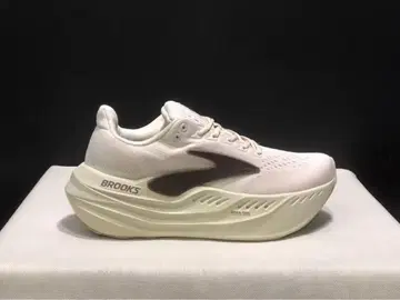 BROOKS 스니커즈 화이트 28cm