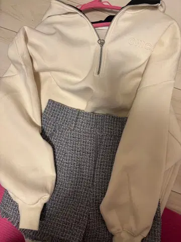 Chico 세트 하프 지퍼 후드 맨투맨 미니 원피스, 숏팬츠