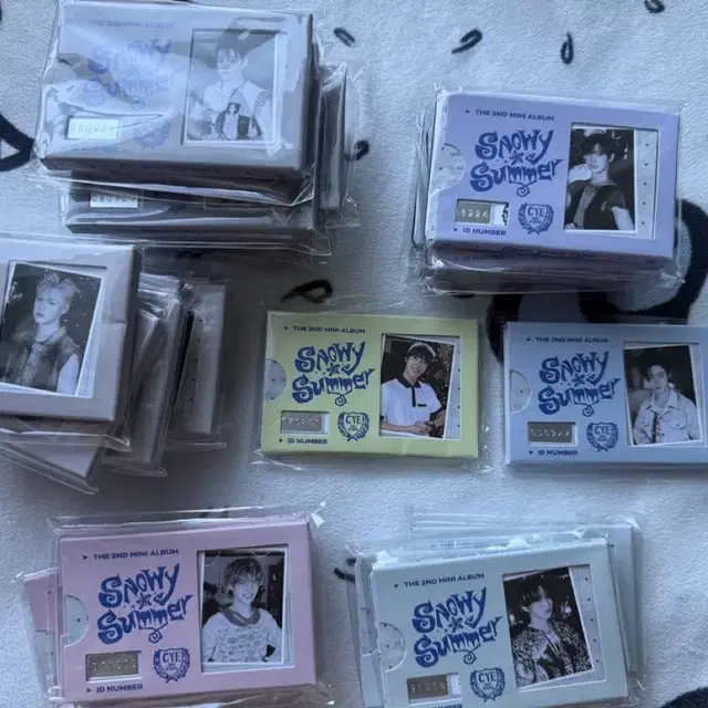 클로즈유어아이즈 클유아 아이디카드 앨범