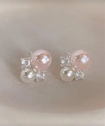 소프트 핑크 모조 진주 고급스러움 귀걸이 미사용 새상품