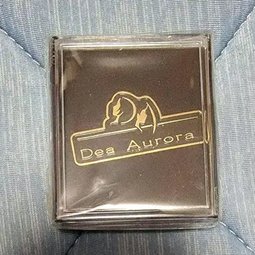 데어 아우로라 니타 미나미 하야미 카나데 핀 배지