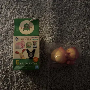 코비토즈칸 제일복권 E상 카쿠레모모지리 피규어