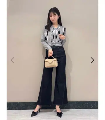 [ SNIDEL ] Sustainable 스트레치 플레어 데님 팬츠