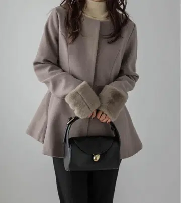 에코 퍼 2way 페플럼 코트