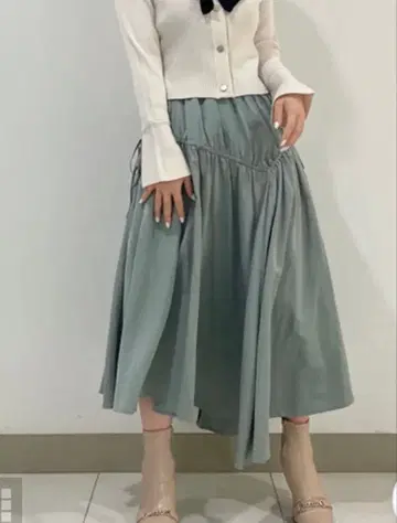 트란테안 손 드 모드 플레어 스커트 그레이 허리밴딩 롱 스커트