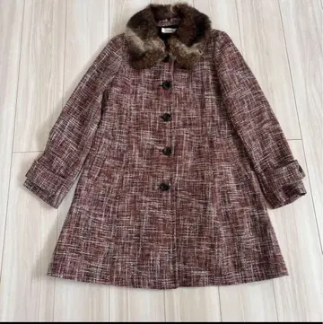 엑시즈팜 퍼 카라 부착 코트 프릴 귀여운