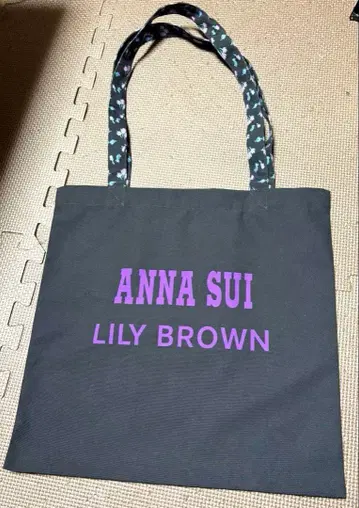 안나수이 x 릴리 브라운 로고 토트백 ANNA SUI 에코백