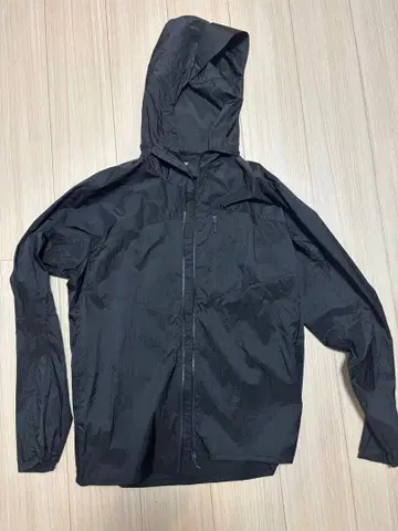 [ 미사용 새상품 ] ZARA ATHLETICS 나일론 자켓 블랙