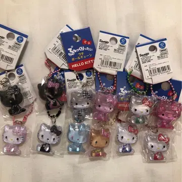 헬로키티 푹신푹신 푸치 볼체인 12개