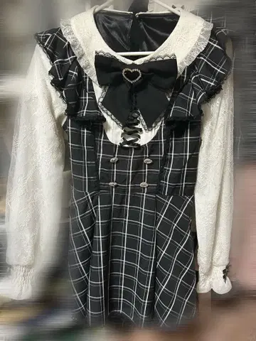 리즈리사 LIZLISA 프릴 스핀들 셋업 블랙 체크