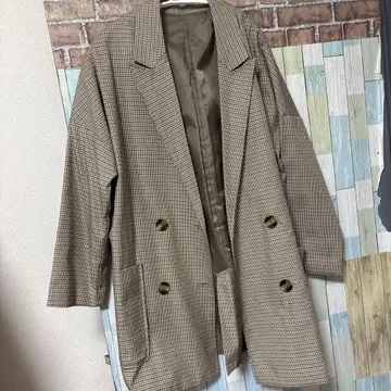 벨트 포함 체크 무늬 테일러드 자켓