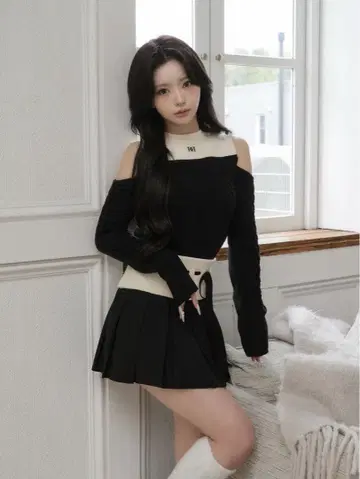 Darich 숄더 오픈 니트 셋업 FREE BLK