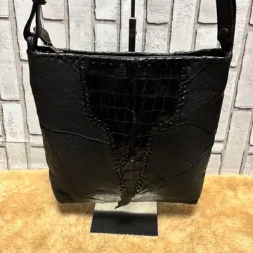 새상품급 IBIZA 숄더백 가죽 블랙 블랙 사선 크로스백