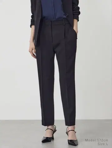 PLST 트리아세테이트 블렌드 테이퍼드 팬츠 블랙