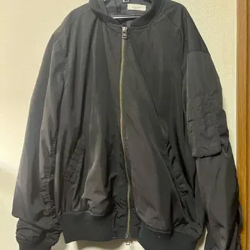 SHARED EMODA MA-1 스타일 자켓 블랙