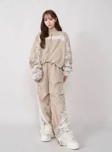 darich 레이스 도킹 볼륨 개더 셋업