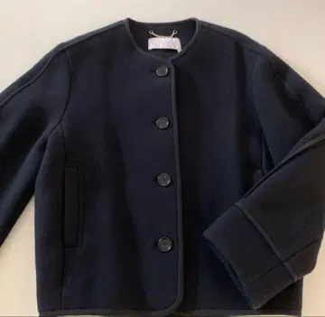 끌로에 코쿤 디자인 자켓 미착용