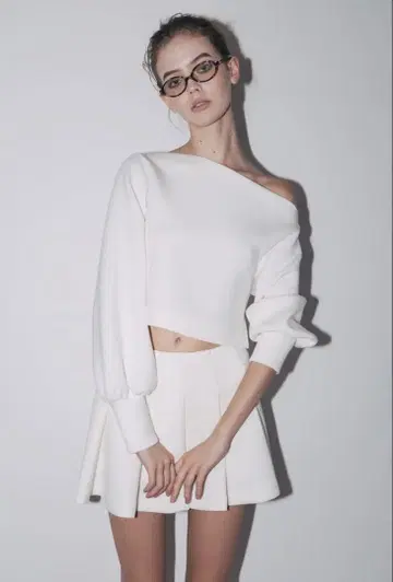 THE TOE Marylebone Set Up