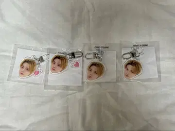 treasure 도영 얼굴 아크릴 키링