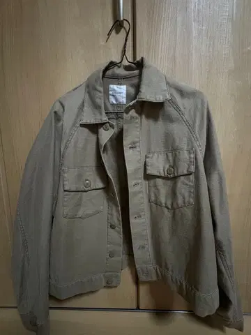 백 넘버 베이지 자켓