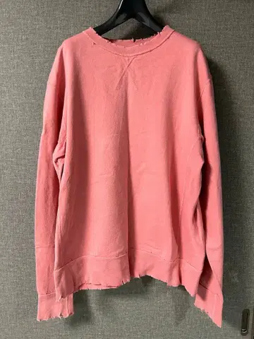 ETHOS 에토스 데미지 가공 맨투맨 트레이닝복