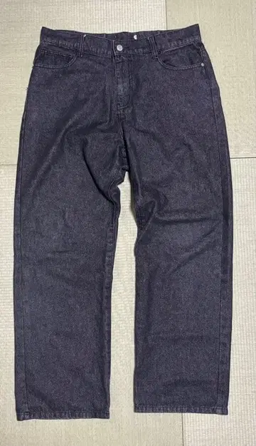 다크 그레이 와이드 데님 배기 데님