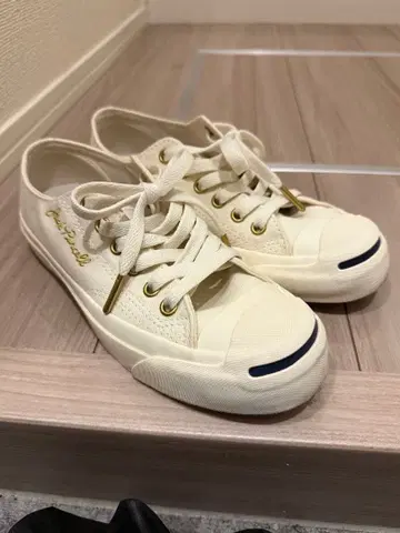 잭 퍼셀 화이트 스니커즈