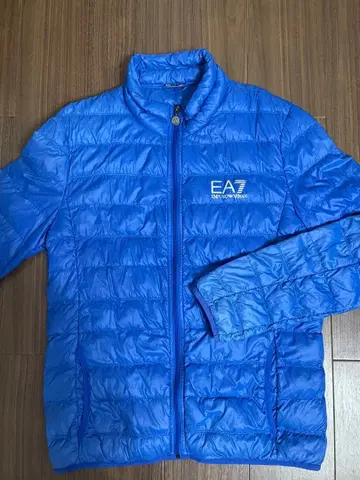 EA7 경량 다운 자켓 파랑 수납 봉투 포함