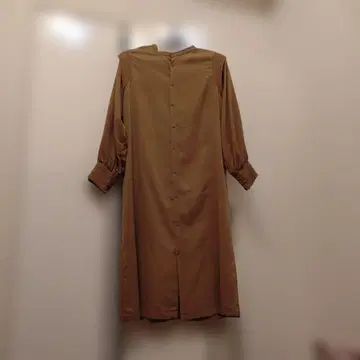 브라운 롱 원피스 벌룬 슬리브