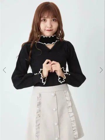 AnkRouge 프릴 초커 리브 니트 블랙