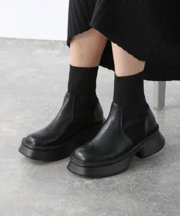 JEANASIS 스퀘어토 니트 고어 부츠