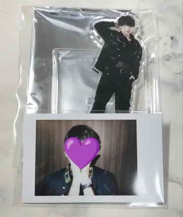 TOBY HOMES 카즈탄 아크릴 스탠드 폴라로이드