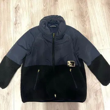 Lee 보아 아우터