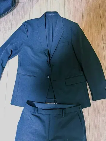 [ 미사용 ] 유니클로 수트 상하의 세트 블랙