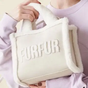 FURFUR 퍼퍼 무스탕 로고 토트백 IVR