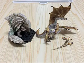 몬스터 헌터 스탠다드 모델 우캄루바스 셀레기오스 덤 포함