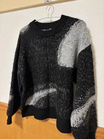 epnok 추상 루즈 니트 S 사이즈