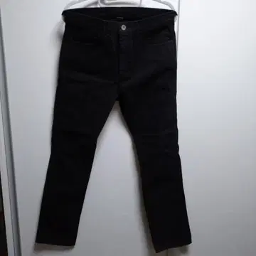 [ M ] Ronherman Slim Tapered Fit Denim
