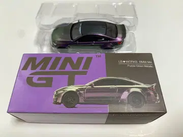 MINI GT 228 LB WORKS BMW M4